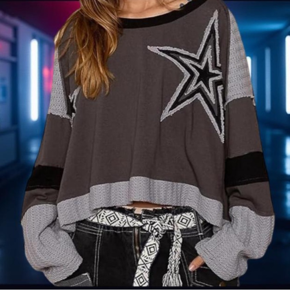 Pol Gray Star Patchwork Sweater / Sweatshirt / Pu… - image 1
